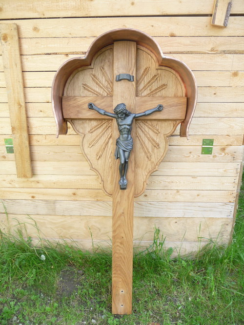 Gueisenkreuz mit Holzkreuz